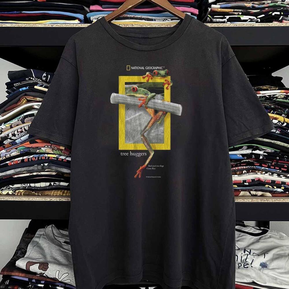 Tree Huggers Graphic Tee